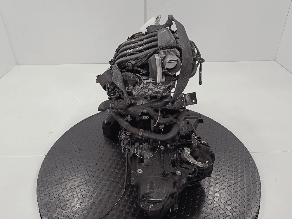 Двигатель к Renault Scenic 2 (03-06)