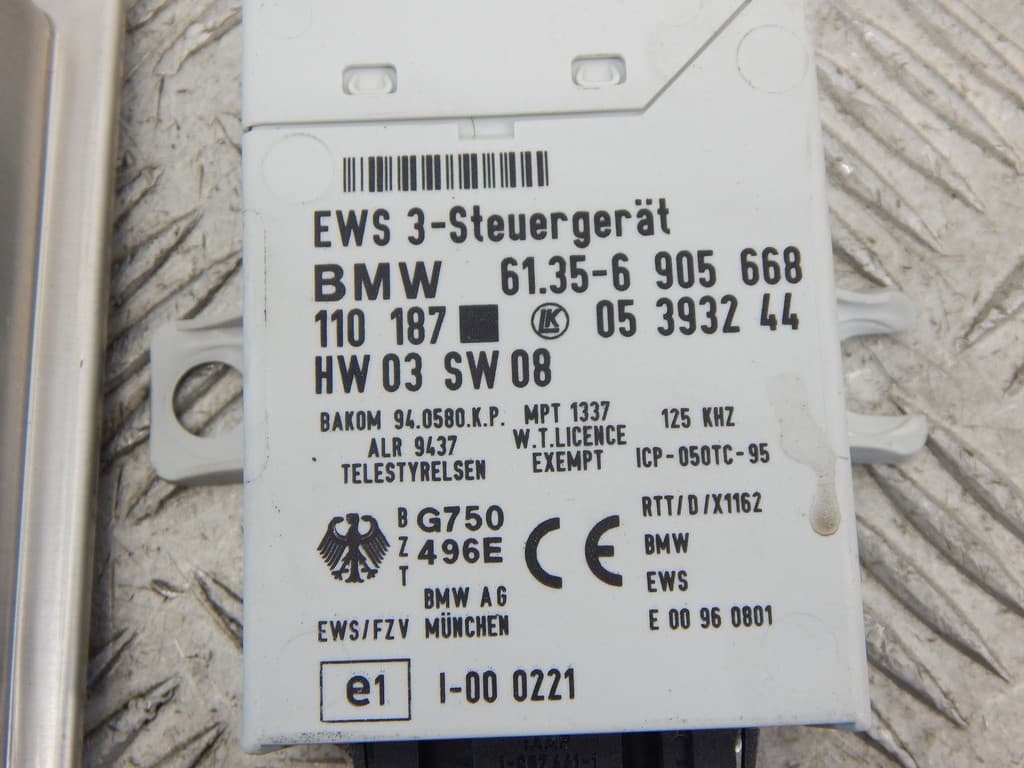 Блок управления двигателем к BMW 5 E39 (95-00)