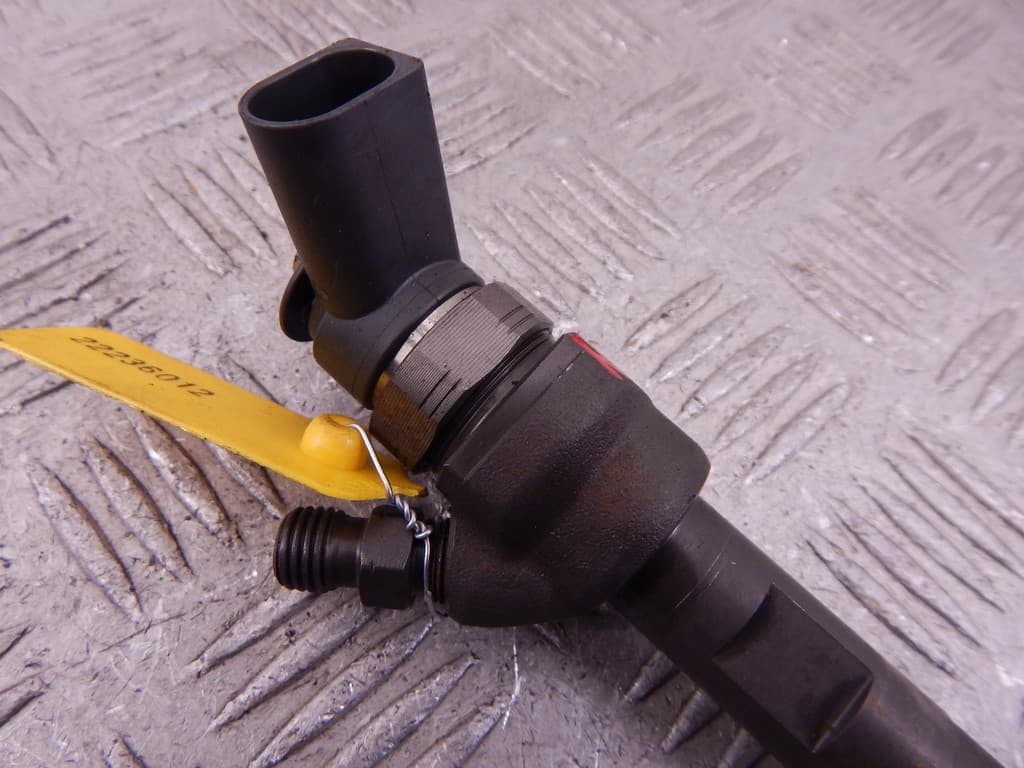 Форсунка к BMW 3 F34 (13-16)
