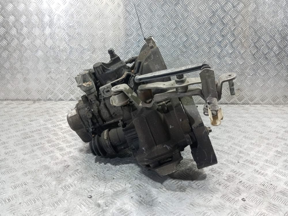 КПП механическая (МКПП) к Opel Corsa D (06-11)