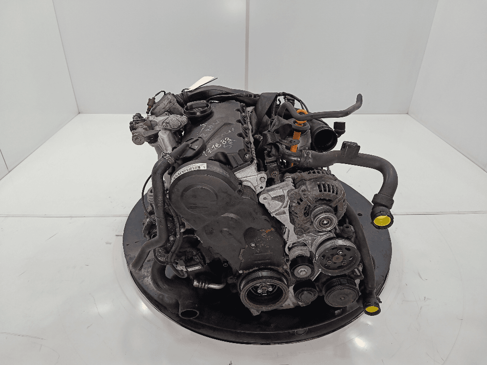 Двигатель к Audi A4 B7 (04-09)