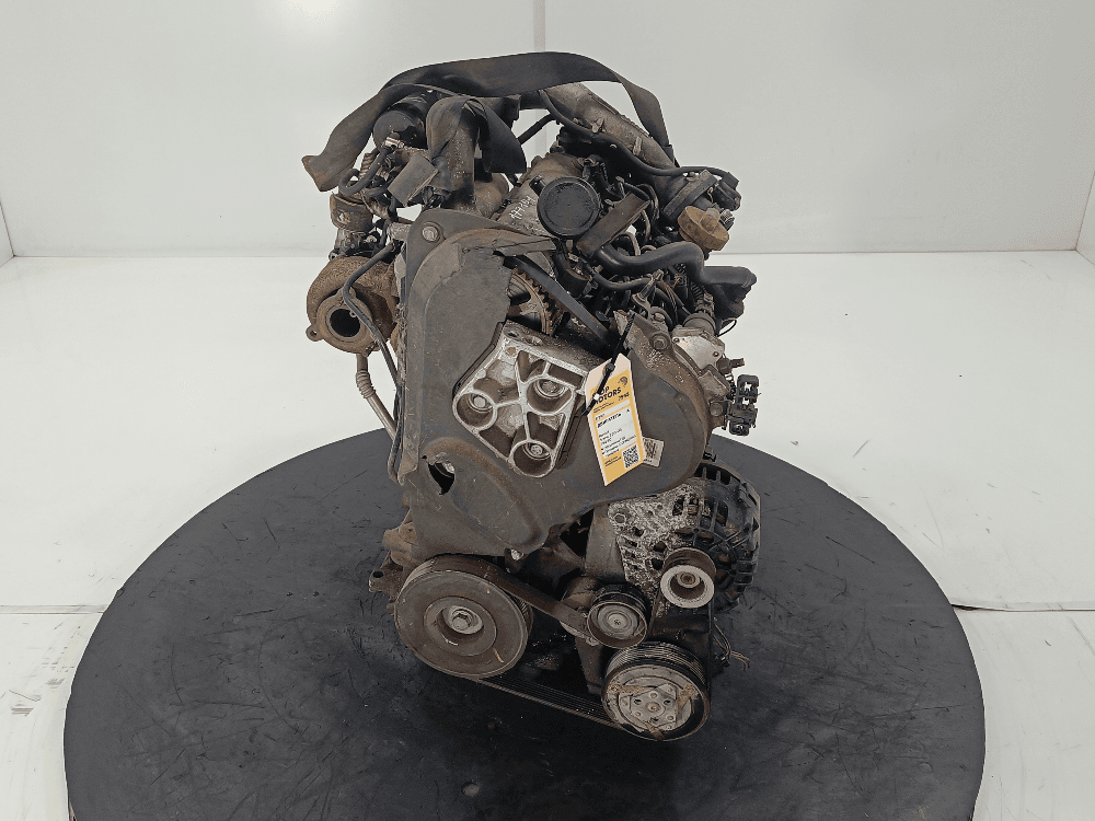 Двигатель к Renault Scenic 2 (03-06)