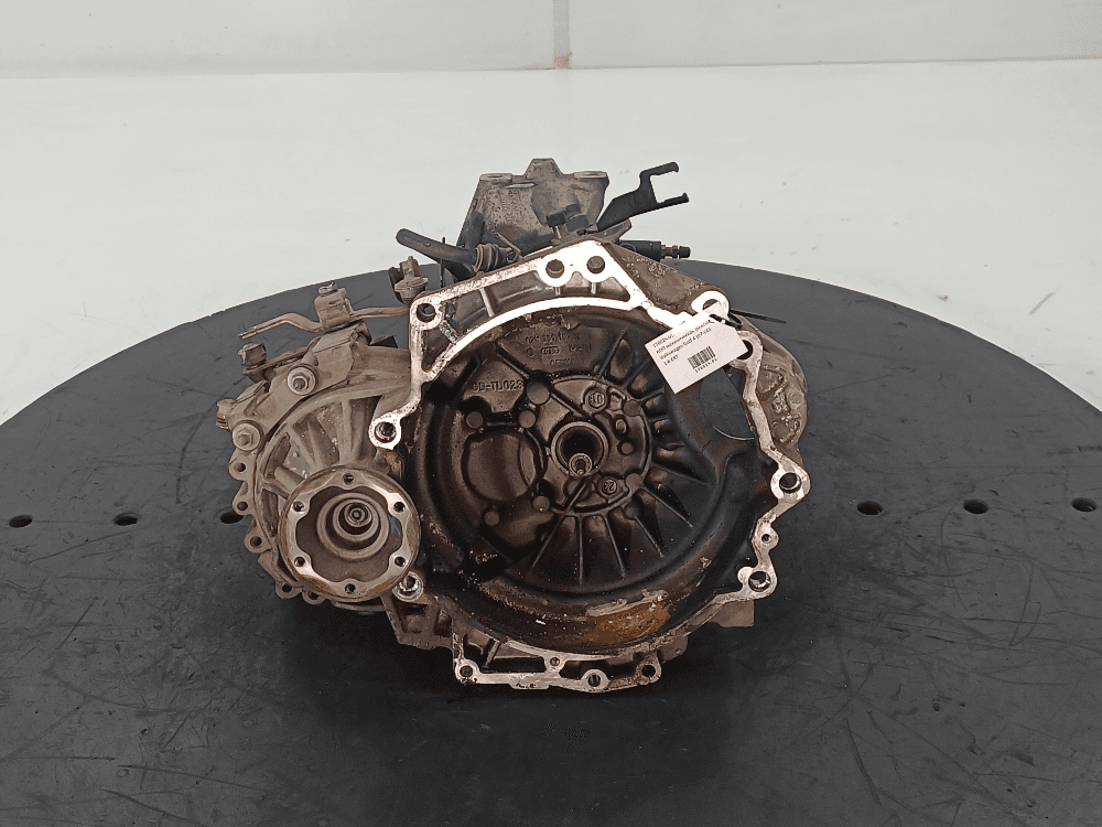 КПП механическая (МКПП) к Volkswagen Golf 4 (97-06)