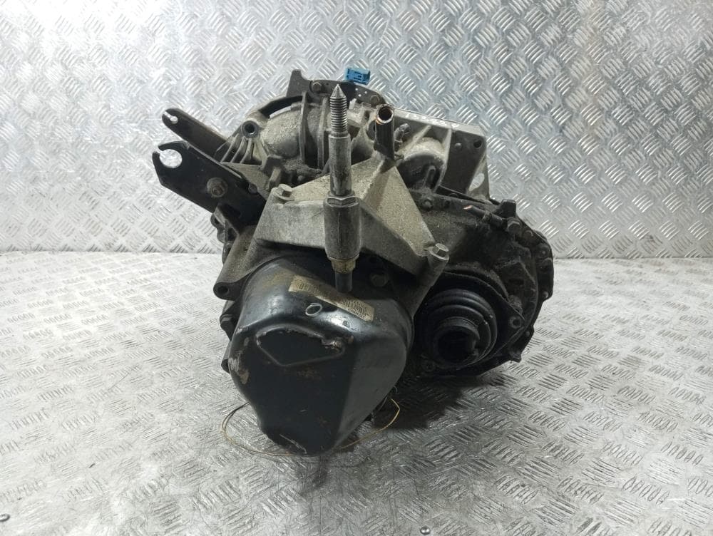 КПП механическая (МКПП) к Renault Clio 2 Рестайлинг (01-03)