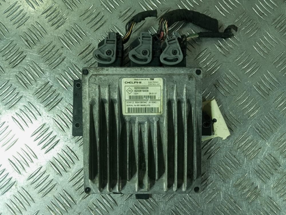 Блок управления двигателем к Renault Clio 3 (05-09)
