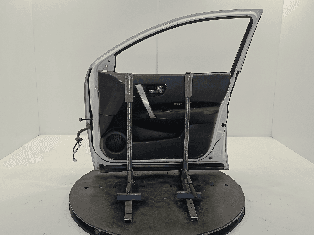 Дверь передняя правая к Nissan  Qashqai 1 (07-10)