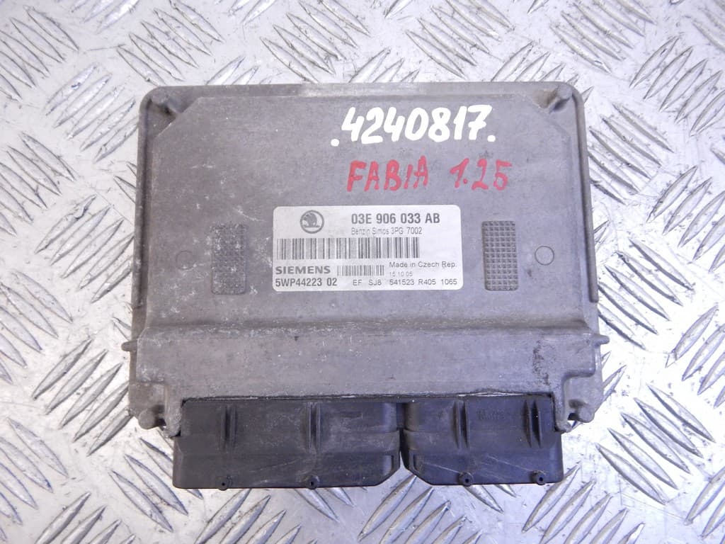 Блок управления двигателем к Skoda Fabia 1 Рестайлинг (04-07)