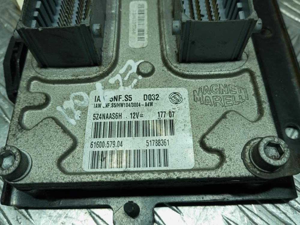 Блок управления двигателем к Fiat Panda 2 (03-09)