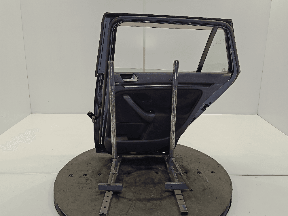 Дверь задняя правая к Volkswagen Golf 6 (08-15)