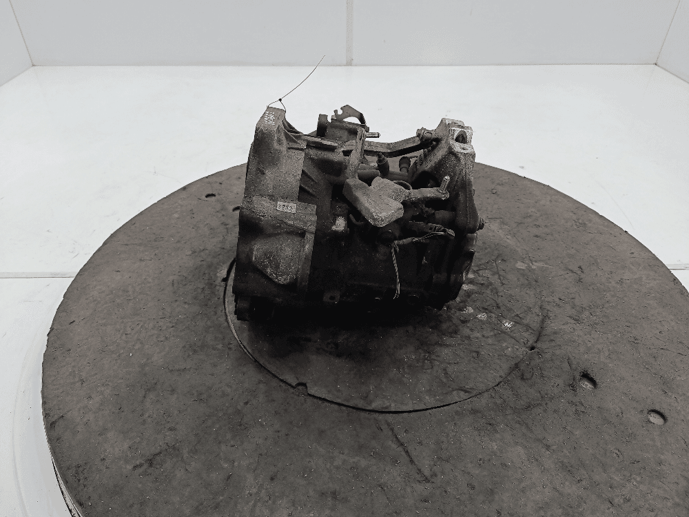 КПП механическая (МКПП) к Volkswagen Golf 5 (03-09)