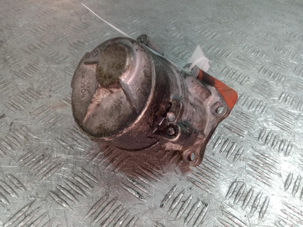 Насос вакуумный к Renault Scenic 2 (03-06)