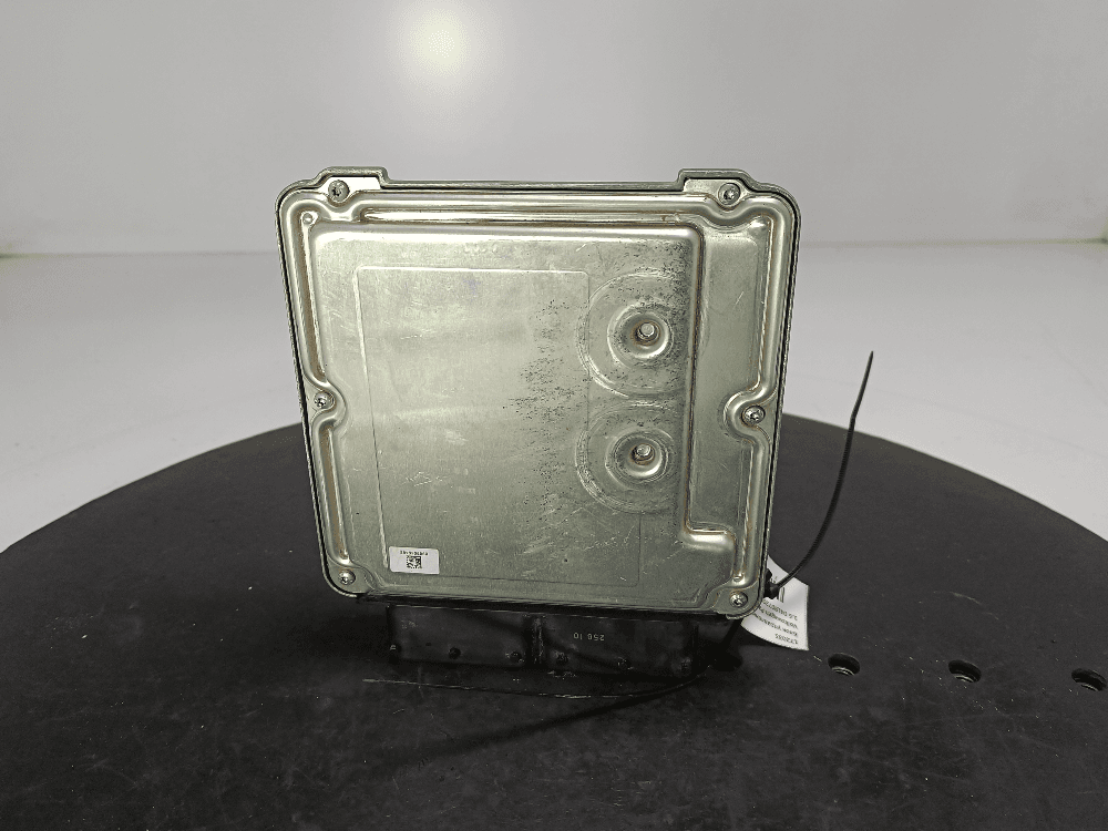 Блок управления двигателем к Volkswagen Passat B8 (14-19)