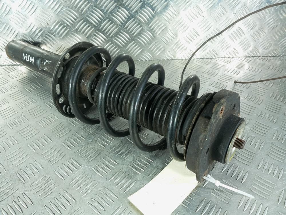 Стойка передняя левая к Volkswagen Golf 5 (03-09)