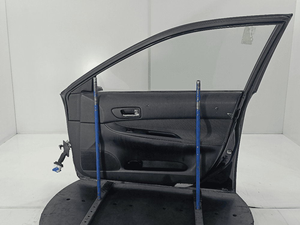 Дверь передняя правая к Mazda 6 1 (02-05)