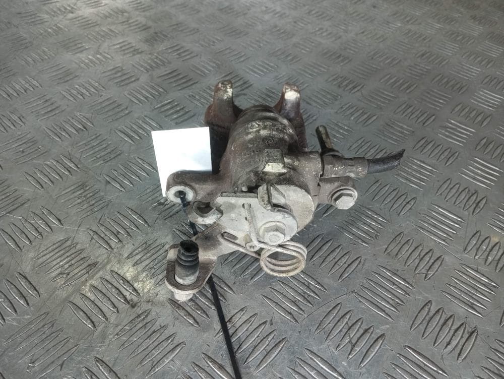 Суппорт задний левый к Alfa Romeo 156 (97-02)