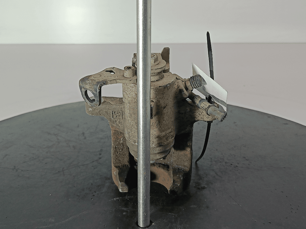 Суппорт задний левый к Volkswagen Golf 4 (97-06)