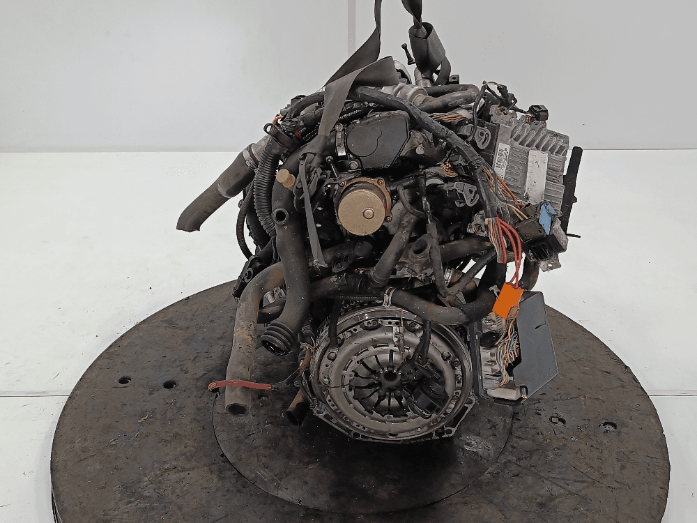 Двигатель к Renault Scenic 2 (03-06)
