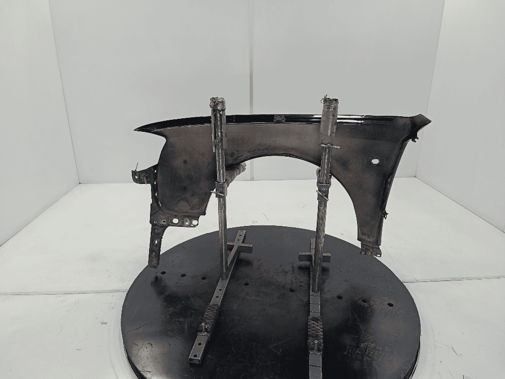 Крыло переднее правое к Audi A6 C5/4B (97-01)