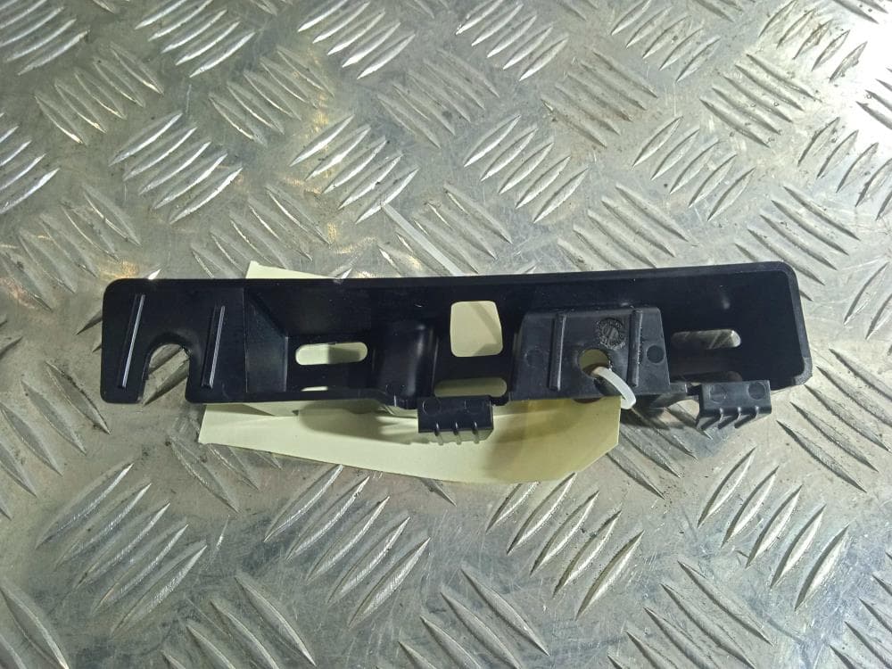 Кронштейн к Tesla Model X (15-21)