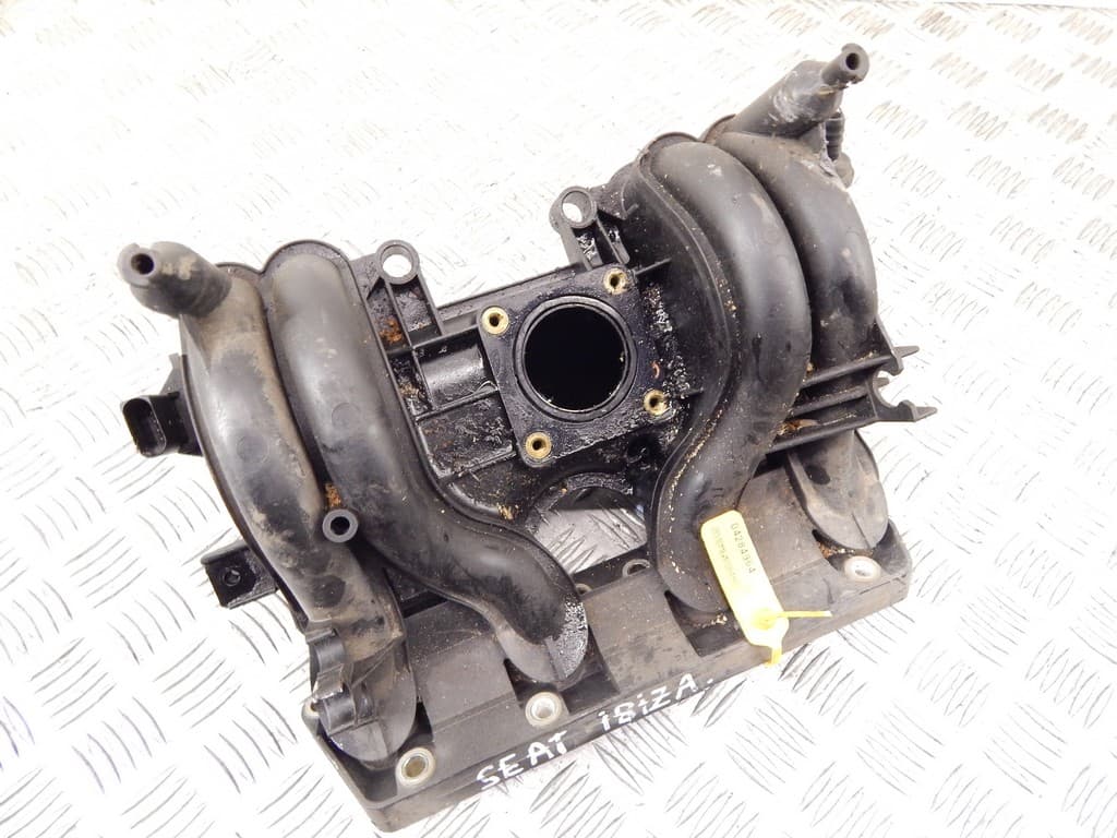 Коллектор впускной к Seat Ibiza 2 Рестайлинг (99-02)