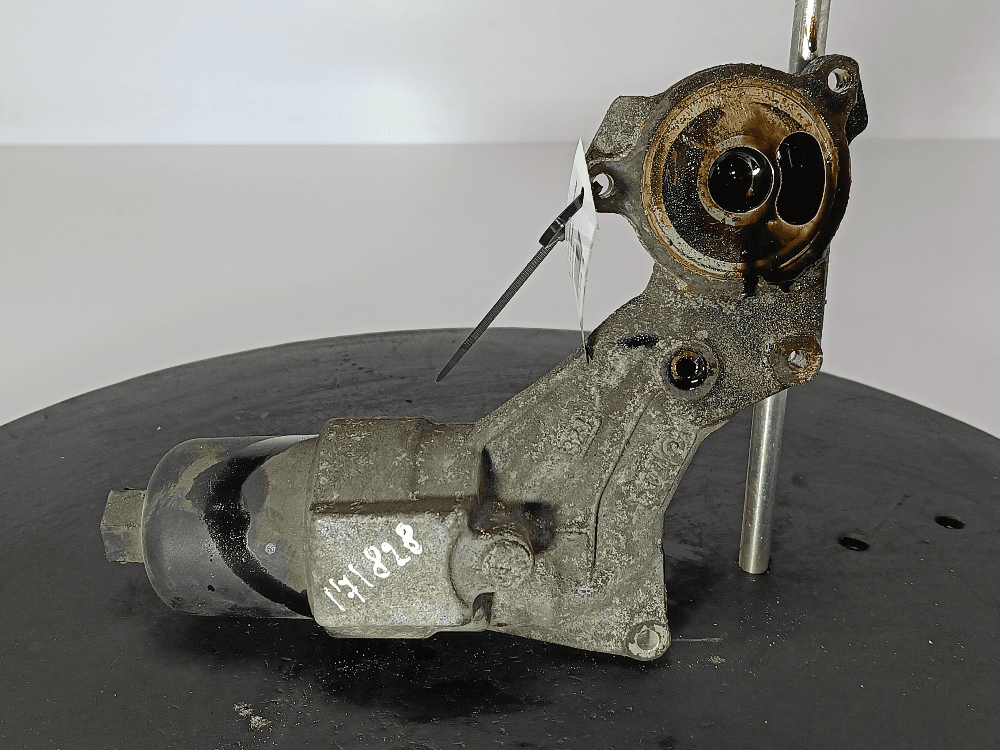 Корпус масляного фильтра к Peugeot 307 (01-05)