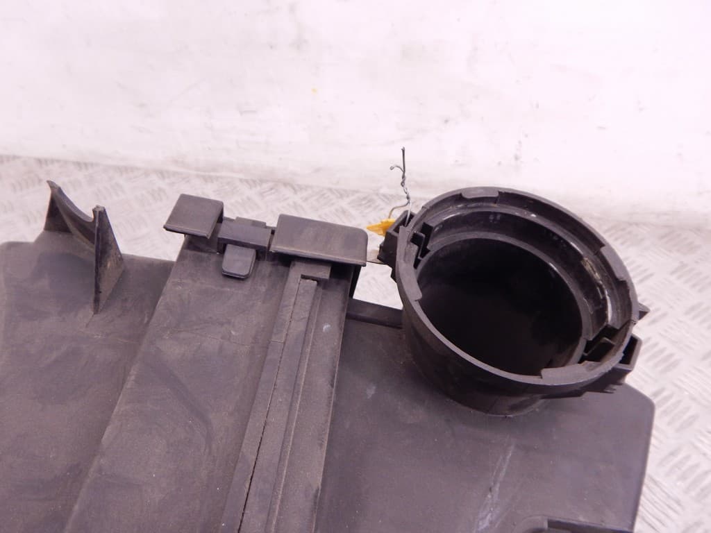 Корпус воздушного фильтра к BMW 5 E39 (95-00)