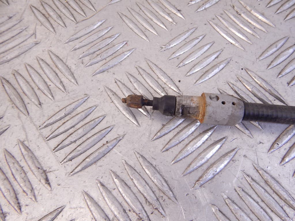 Трос ручника к Mercedes B W245 (05-08)
