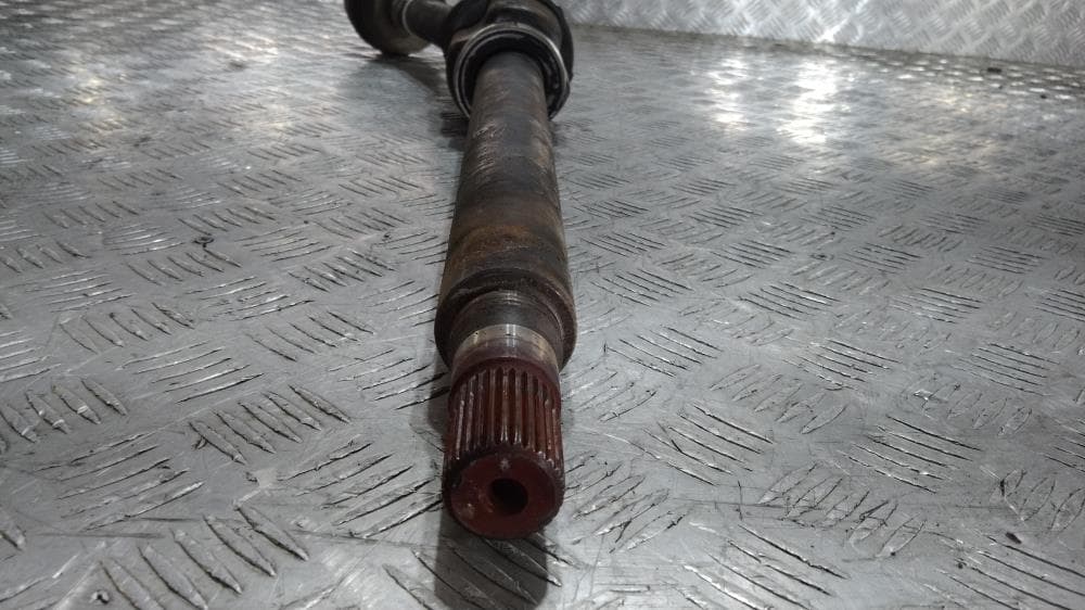 Полуось передняя правая (приводной вал, ШРУС) к Volvo S60 2 (10-13)