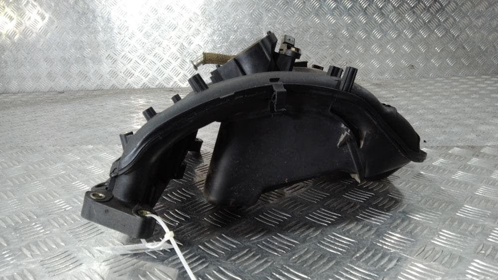 Коллектор впускной к Peugeot 307 (01-05)
