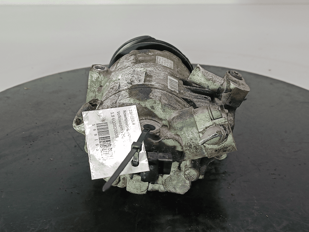 Компрессор кондиционера к Volkswagen Polo 4 (01-05)