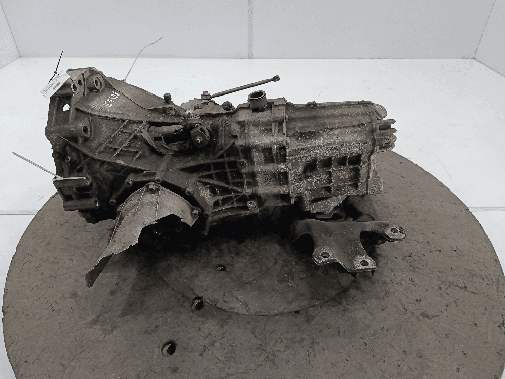 КПП механическая (МКПП) к Audi A6 C6/4F (04-08)