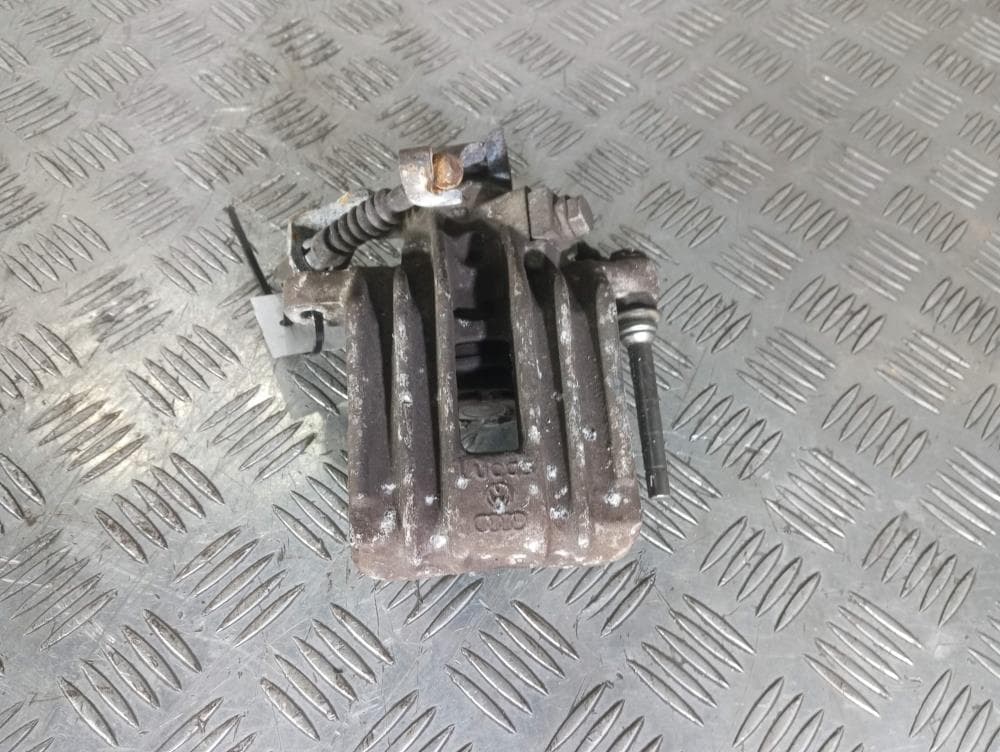 Суппорт задний правый к Volkswagen Golf 4 (97-06)