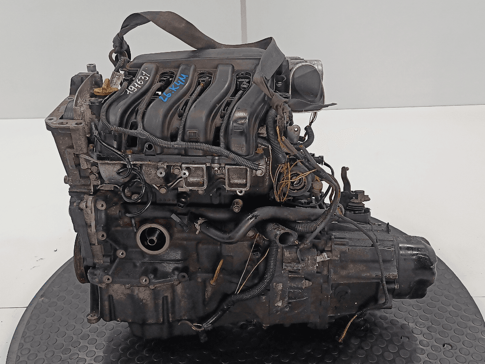 Двигатель к Renault Scenic 2 (03-06)