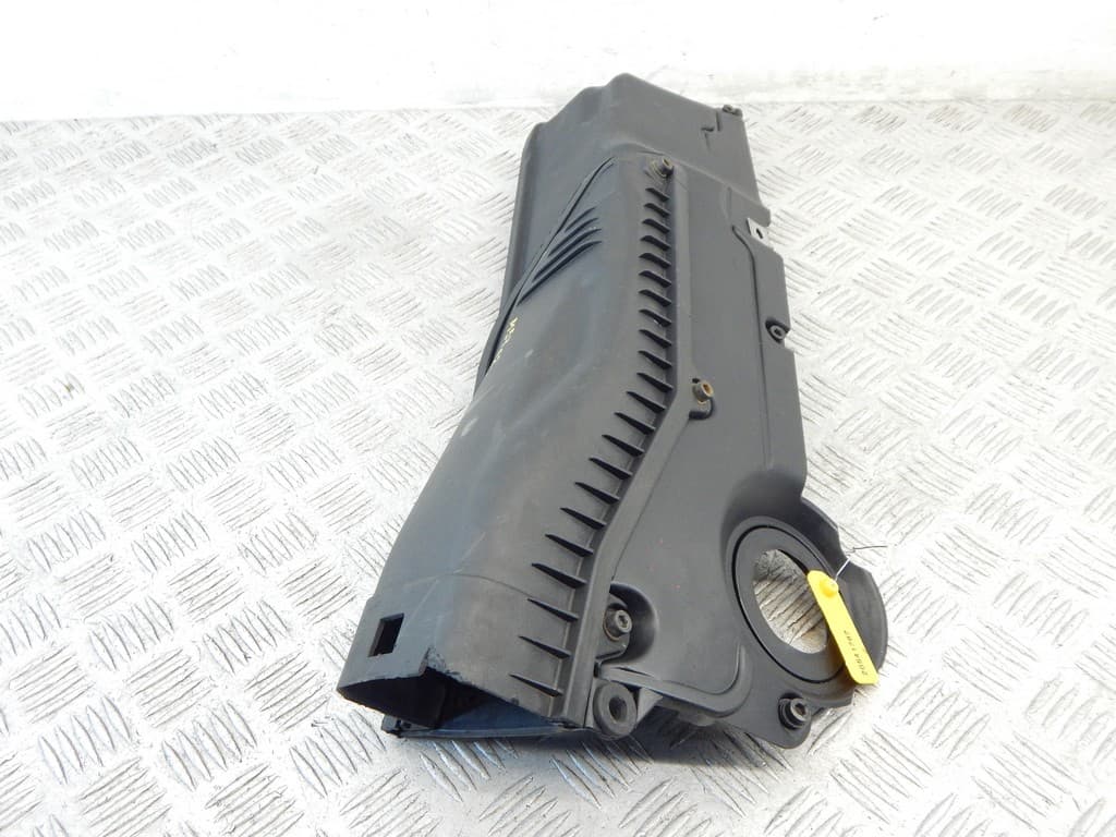 Корпус воздушного фильтра к BMW 7 E65/E66 (01-05)