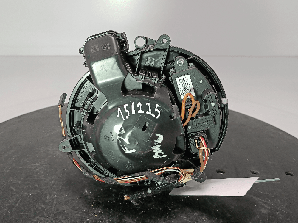 Моторчик печки к BMW 1 F20/F21 Рестайлинг (15-17)