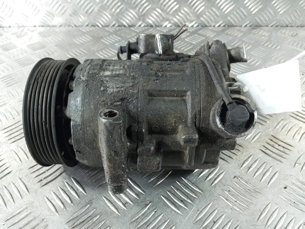 Компрессор кондиционера к Volkswagen Polo 4 (01-05)