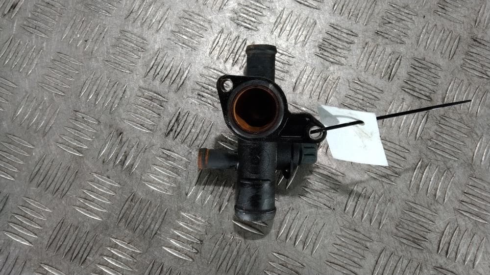 Корпус термостата к Volkswagen Golf 4 (97-06)