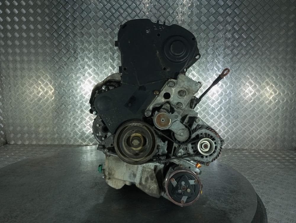 Двигатель к Citroen C5 1 Рестайлинг (04-08)