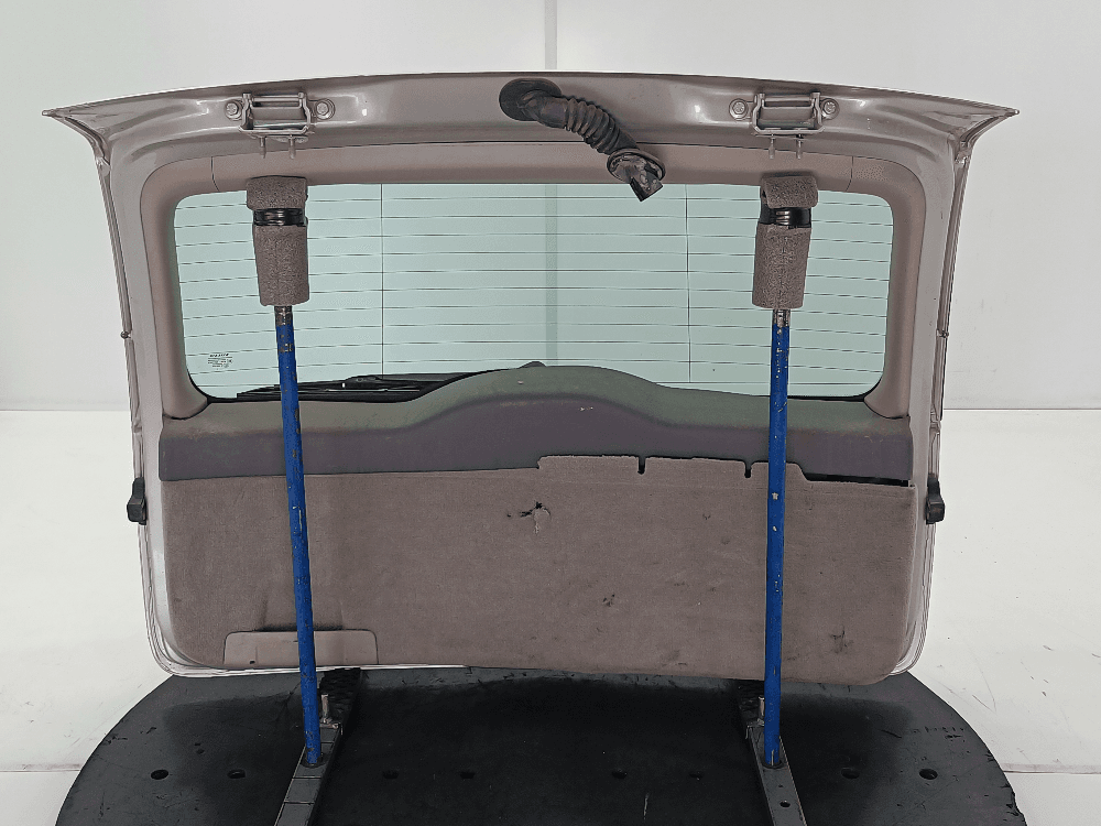 Крышка багажника (дверь 3-5) к Volvo V50 (03-10)