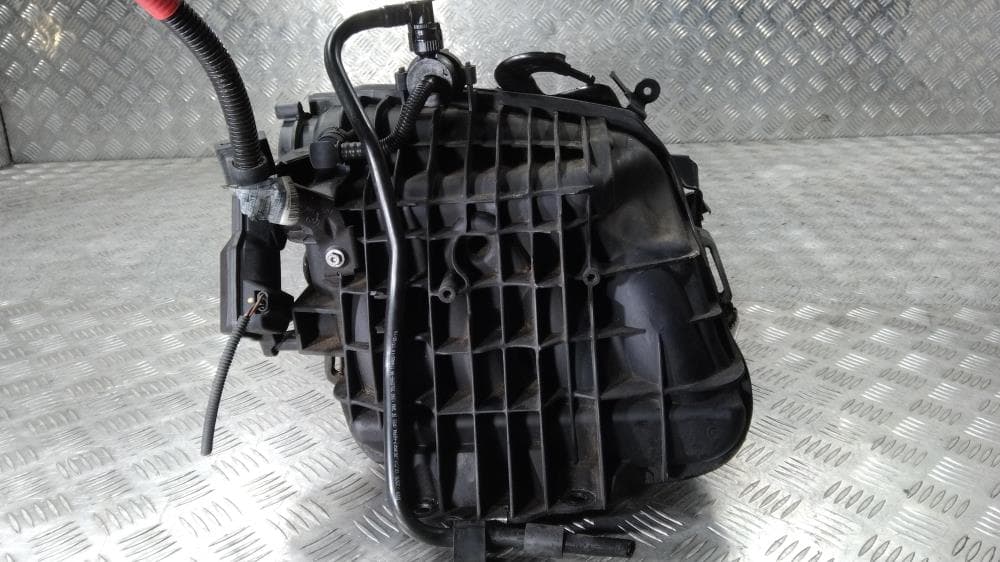 Коллектор впускной к BMW 3 E90/E91/E92/E93 (05-10)