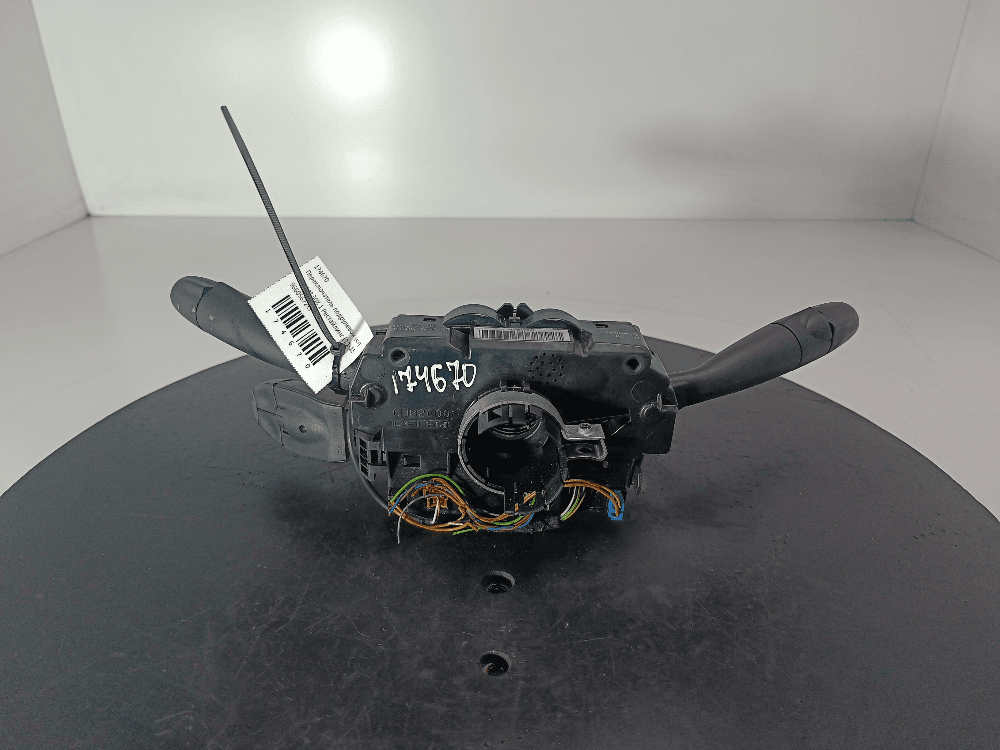 Переключатель подрулевой (стрекоза) к Peugeot 308 1 Рестайлинг (11-15)