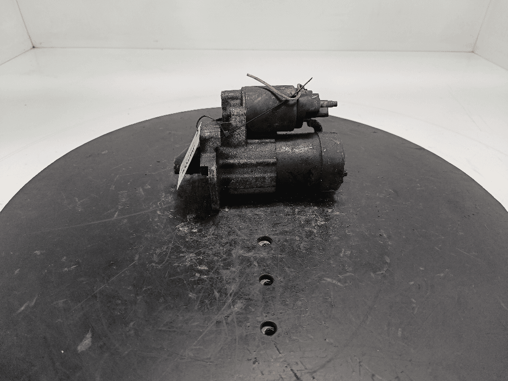 Стартер к Renault Scenic 2 (03-06)