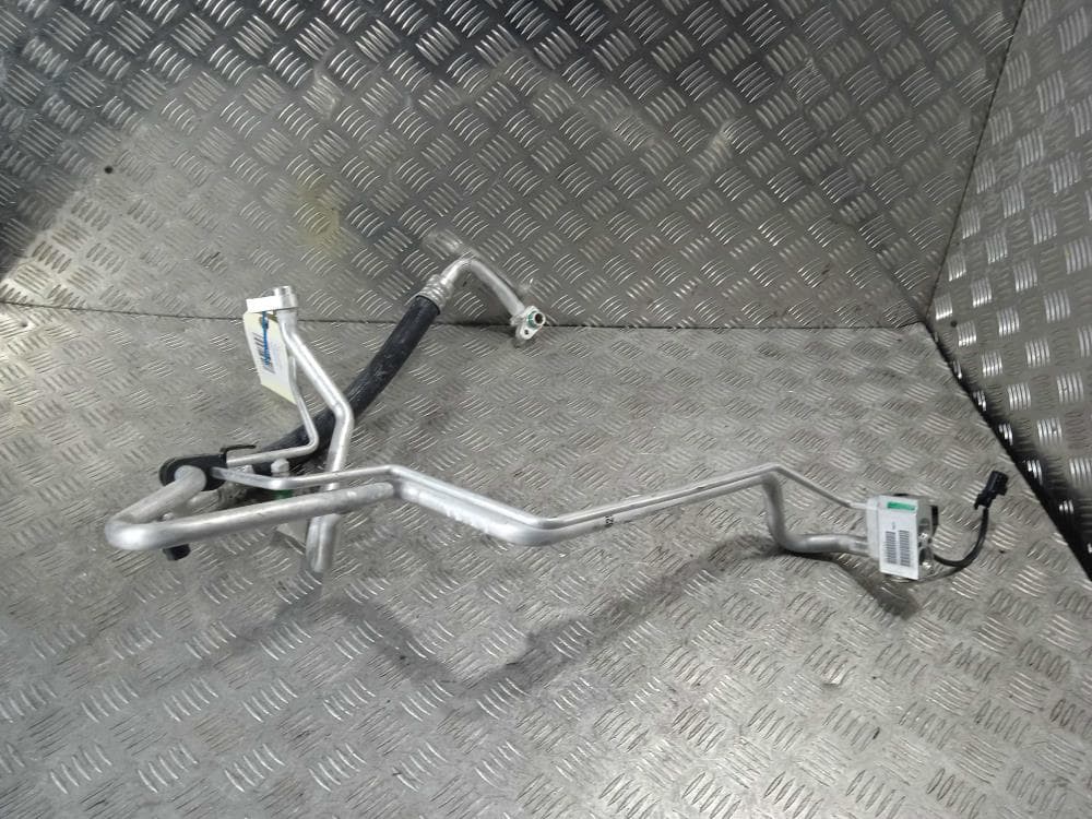 Трубка кондиционера к Tesla Model X (15-21)