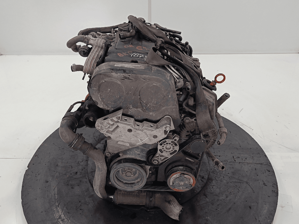 Двигатель к Volkswagen Passat B6 (05-10)