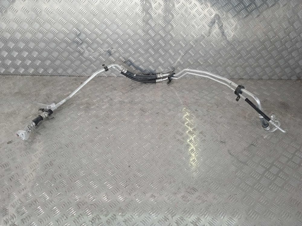 Трубка кондиционера к Tesla Model X (15-21)
