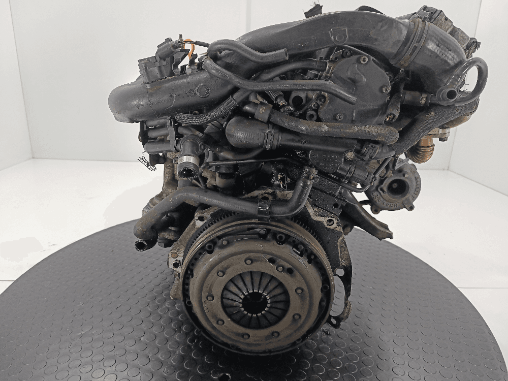 Двигатель к Audi A4 B7 (04-09)