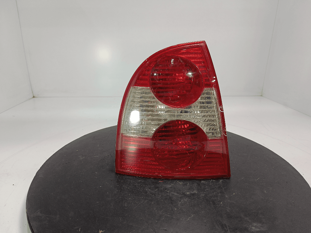 Фонарь задний левый к Volkswagen Passat B5+ Рестайлинг (00-05)
