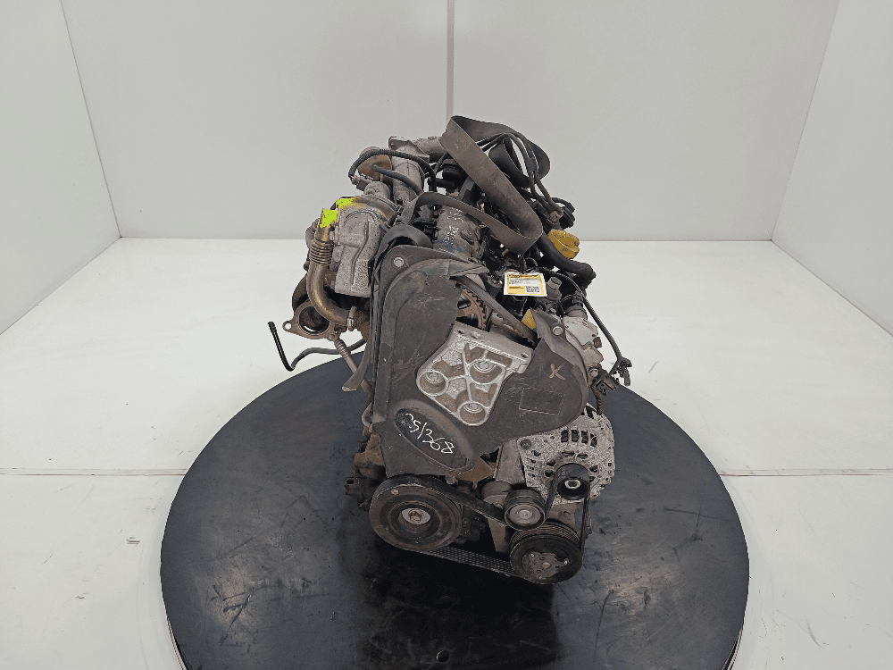 Двигатель к Renault Scenic 2 (03-06)