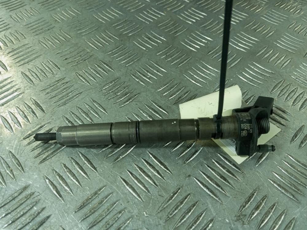 Форсунка к Audi A4 B8/8K (07-11)