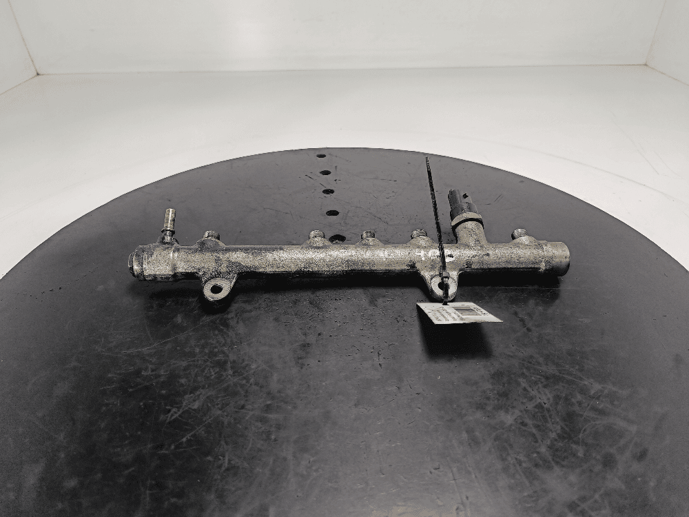 Топливная рампа к Renault Megane 2 (02-06)